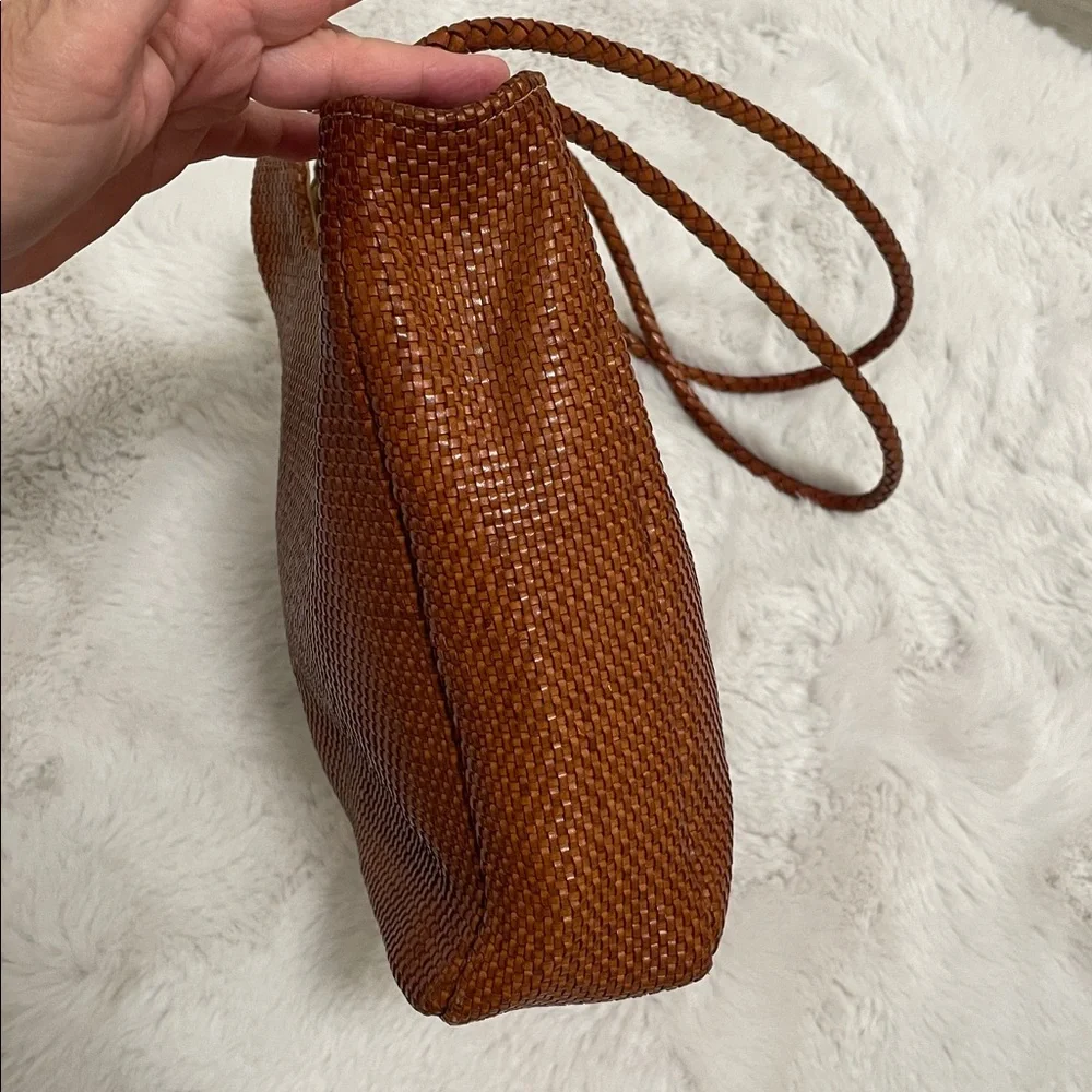 FALOR Brown Woven Leather Shoulder Bag - Picture 3 of 16